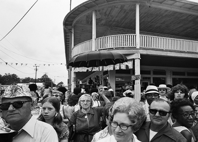Breaux Bridge Crawfish Festival, Breaux Bridge; 1974; © Douglas Baz and Charles H. Traub; The Historic New Orleans Collection, 2019.0362.107