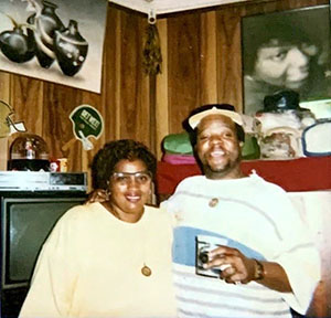 Tammy and Ezell Hines at home